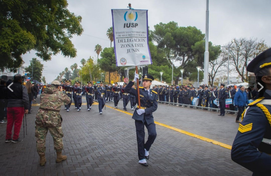 imagen 1 La Delegación Zona Este del IUSP se destacó en el desfile cívico militar del Departamento de San Martín