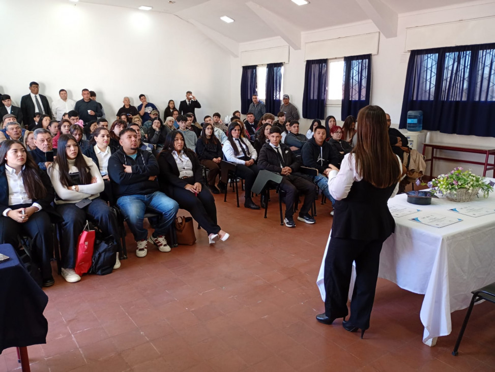 imagen Finalizó el Curso N° 25 de formación para Vigiladores Privados en el IUSP