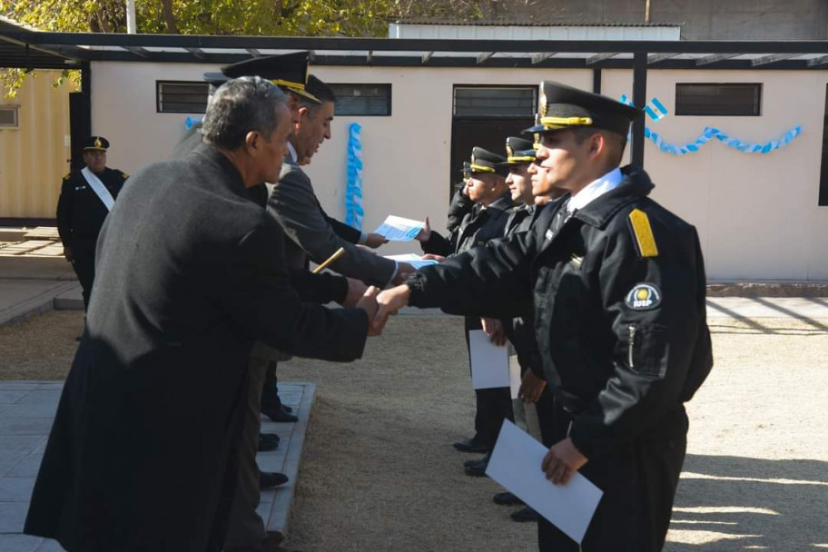 imagen El Director General Lic. Alberto Rivero tomó juramento a alumnos de Tecnicatura Penitenciaría Sede Central