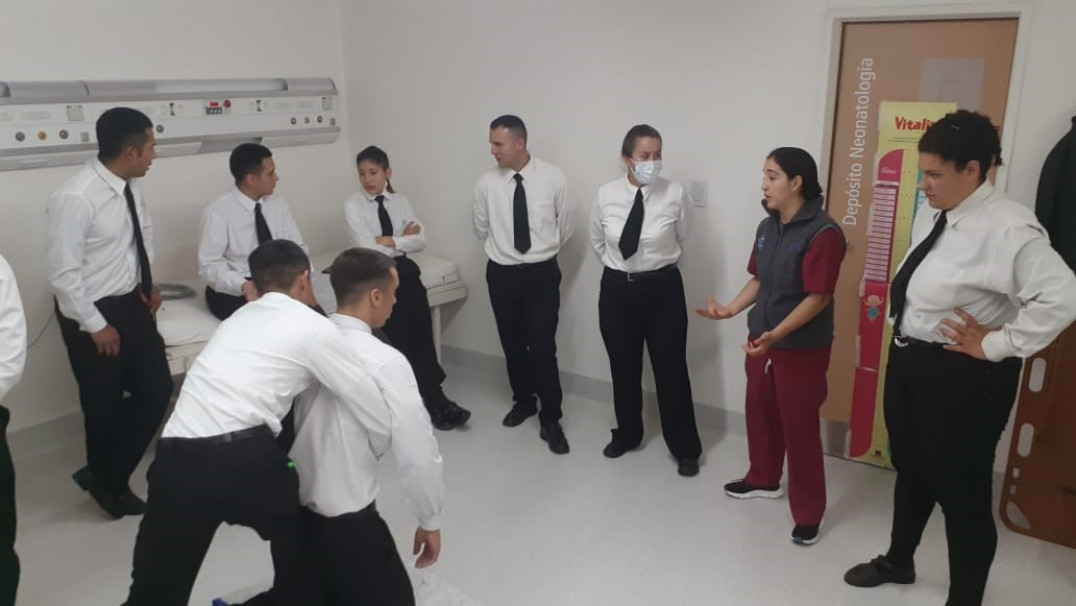 imagen 1 Cadetes del Curso de FPB N° 200 del IUSP realizaron práctica de RCP en el Hospital Malargüe