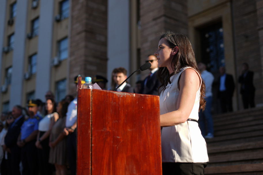 imagen 8 Imponente acto por el 27° aniversario del IUSP y el egreso de Técnicos Universitarios y Auxiliares