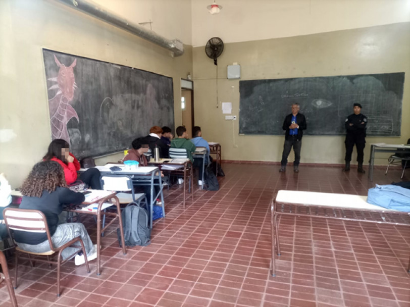 imagen 3 En el marco de la oferta universitaria la Delegación San Rafael visitó las Escuelas 