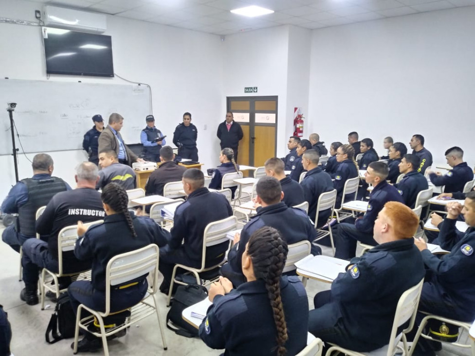 imagen Entrega de biométricos faciales en Delegación Zona Este