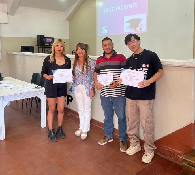 imagen 8 Se realizó el acto de entrega de certificados del 17° Curso Básico para Vigiladores Privados