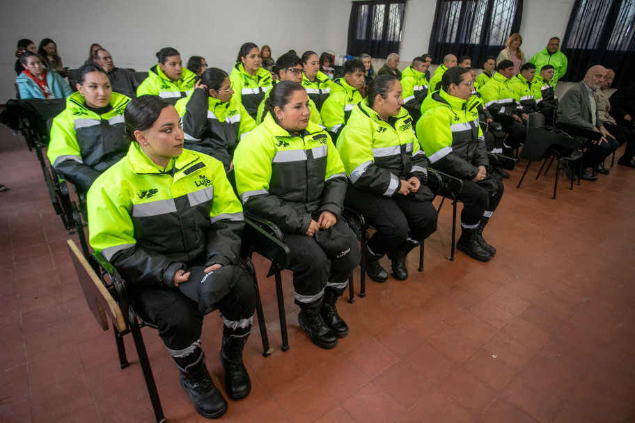 imagen 4 El IUSP y el Ministerio de Seguridad y Justicia entregaron los Certificados de Capacitación para Preventores de Luján de Cuyo  