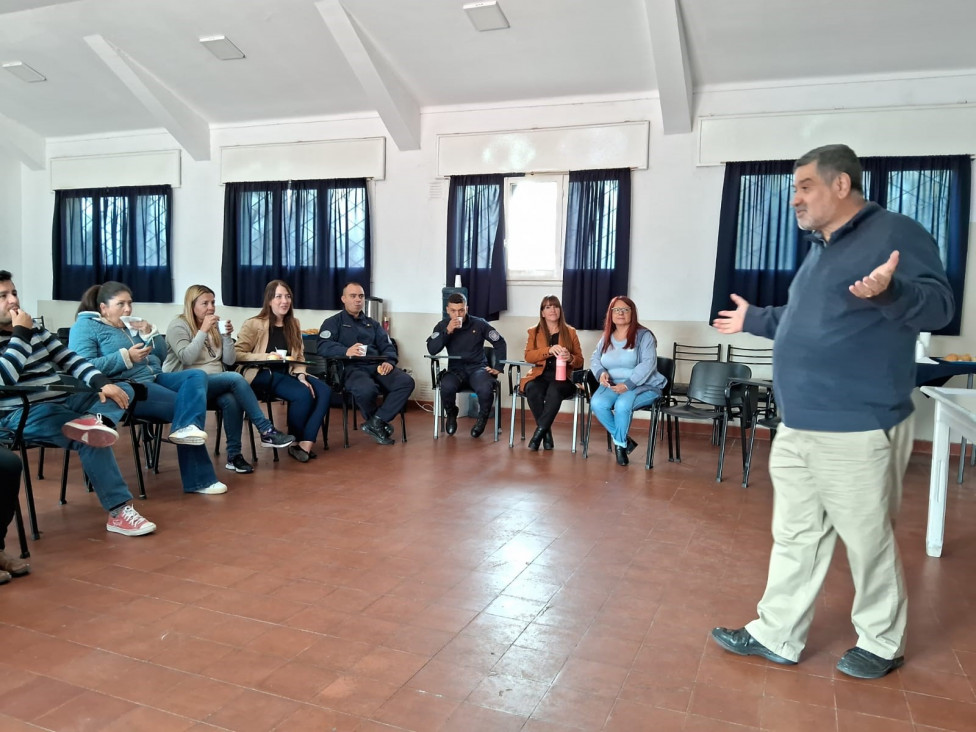 imagen Se realizó la Charla  "CONVERSACIONES PRODUCTIVAS PARA UN TRABAJO EFECTIVO" en la Sede Central del IUSP