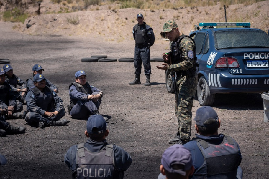 imagen 8 Mas de 60 jóvenes con formación militar previa estudian en el IUSP para ingresar a la Policía de Mendoza