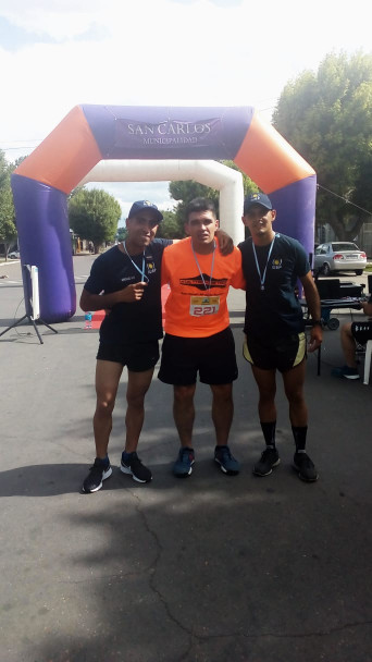 imagen Alumnos de Tecnicatura Delegación Valle de Uco participaron en la Maratón San Carlos Borromeo 