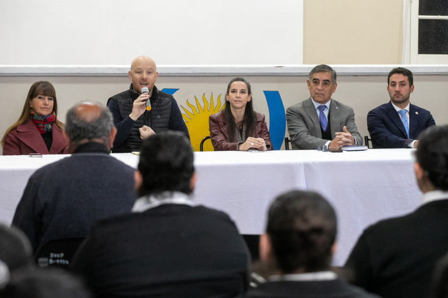 imagen 5 El IUSP capacita al personal municipal del “Programa espacios más seguros” coordinado por el Ministerio de Seguridad y Justicia