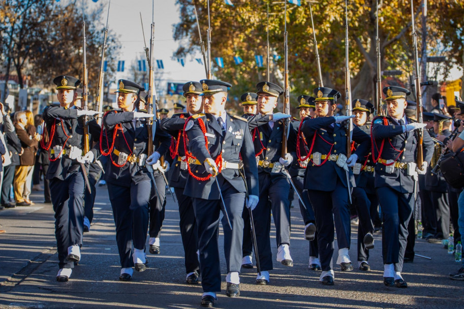 imagen 10 Los cadetes del IUSP juraron solemnemente a la bandera en toda la provincia