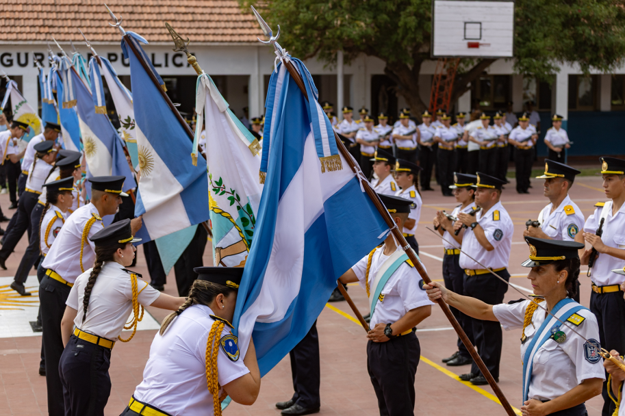 imagen 15 Con un récord de egresados, el IUSP cerró el ciclo lectivo 2025 y dio comienzo al 2026 en un significativo acto