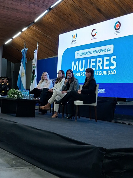 imagen 11 Se realizó el 2º Congreso regional de mujeres de las fuerzas de seguridad