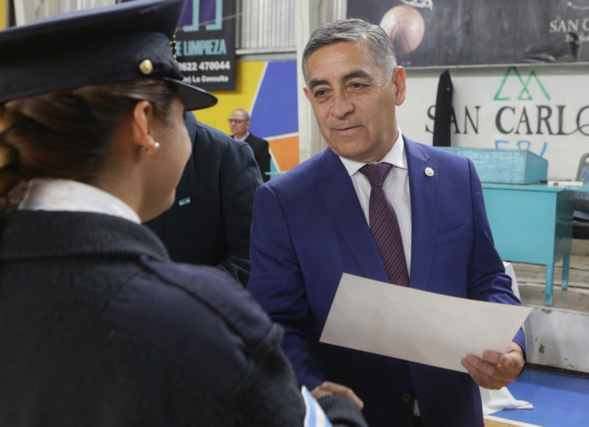 imagen 7 Con un solemne Acto la Delegación Valle de Uco hizo entrega de diplomas de egreso a los cadetes de la FPB para Auxiliar