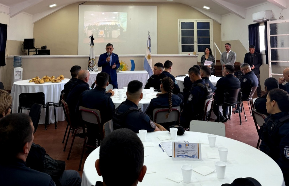 imagen 1 Jornada de trabajo y celebración por el día del “Instructor Policial y Penitenciario”