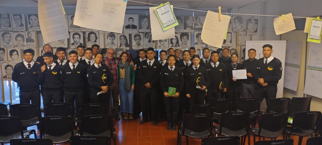 imagen 1 Se realizó una visita guiada de alumnos de Tecnicatura Universitaria en Seguridad Penitenciaria a las instalaciones del 