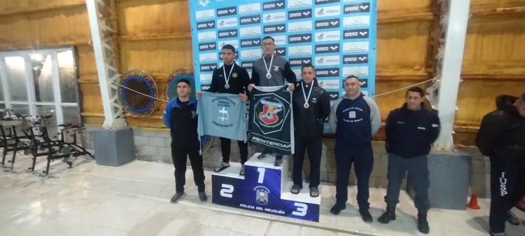 imagen Delegación de cadetes del IUSP participó del encuentro deportivo por el aniversario de la Escuela de Policía de Neuquén