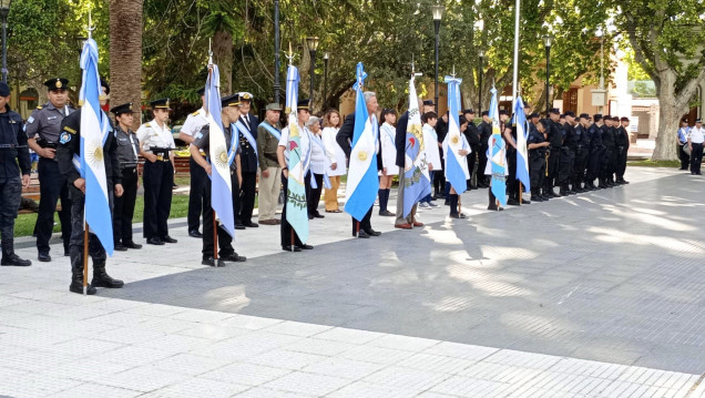imagen El IUSP Delegación Zona Sur se hizo presente en el 202° Aniversario de la Policía Federal Argentina