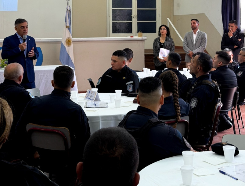 imagen 4 Jornada de trabajo y celebración por el día del “Instructor Policial y Penitenciario”