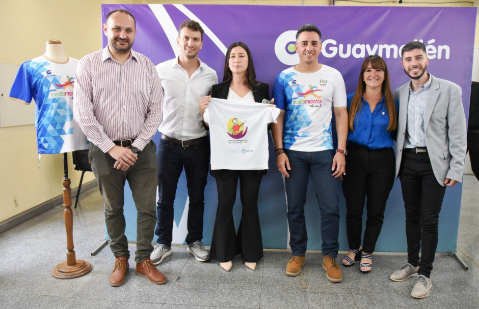 imagen 2 En la Municipalidad de Guaymallén se hizo la presentación oficial de la 3ra. edición de la Media Maratón de Mendoza. Crio. Gral (R) Elio Olmos