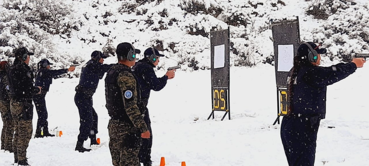 imagen A pesar de la nevada los cadetes de la Delegación Valle de Uco realizaron sus prácticas profesionalizantes