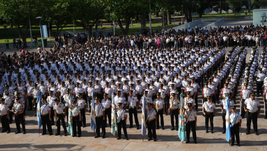 imagen Imponente acto por el 27° aniversario del IUSP y el egreso de Técnicos Universitarios y Auxiliares