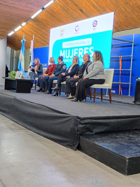 imagen 22 Se realizó el 2º Congreso regional de mujeres de las fuerzas de seguridad