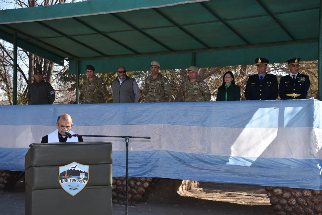 imagen El IUSP presente en el 85° Aniversario de la creación de Gendarmería Nacional