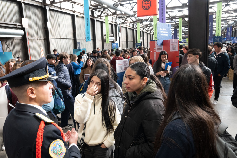 imagen 1 Expo educativa Mendoza 2026 con multitudinaria concurrencia de jóvenes