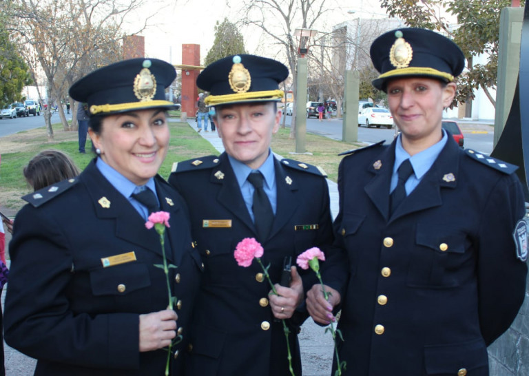 imagen Conmemoración del día de la mujer Policía