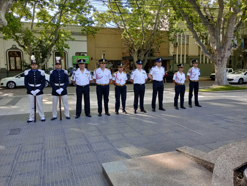 imagen 1 El IUSP Delegación Zona Sur se hizo presente en el 202° Aniversario de la Policía Federal Argentina