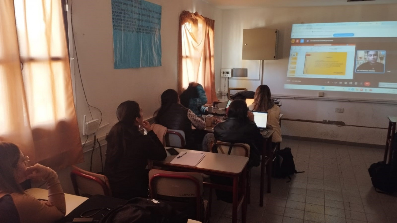 imagen La virtualidad trae nuevas estrategias de clase en la cátedra de Administración Estratégica de la Delegación Zona Sur