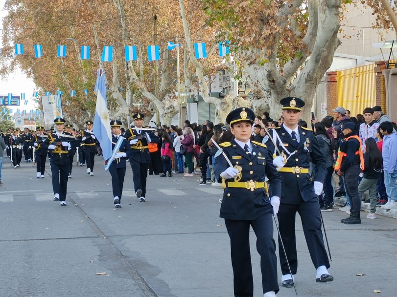 imagen 1 El IUSP Delegación Zona Este rindió juramento a la bandera en Acto oficial en la Colonia Junín