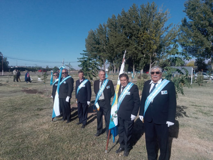imagen Delegación Valle de Uco en homenaje por el día del veterano y los caídos en la guerra de Malvinas en San Carlos