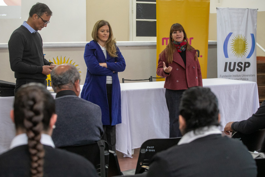 imagen 2 El IUSP capacita al personal municipal del “Programa espacios más seguros” coordinado por el Ministerio de Seguridad y Justicia