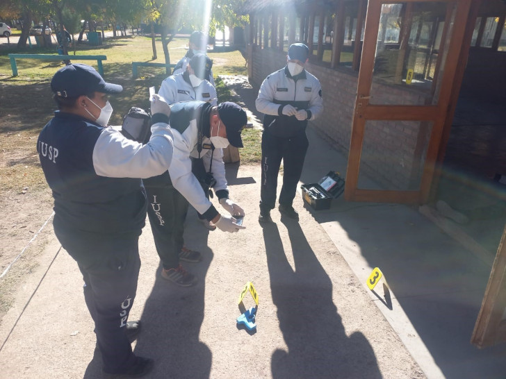 imagen Alumnos de Tecnicatura de la Delegación Valle de Uco realizaron una práctica simulando una "Escena del crimen"