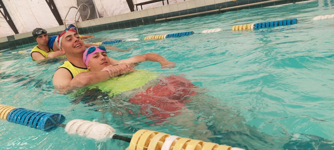 imagen 6 Se realizó capacitación de natación para estudiantes de Tecnicatura de la Delegación Zona Este