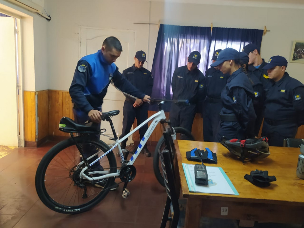 imagen Alumnos de la Delegación Zona Sur realizaron visita al Cuerpo de Infantería Capitán Exequiel Montoya