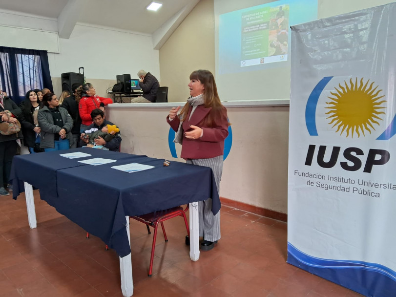imagen 2 240 nuevos vigiladores privados terminaron su capacitación en el IUSP Sede Central  