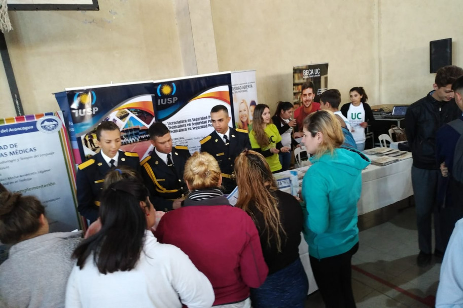 imagen El IUSP en Expo-educativa Municipalidad de Las Heras