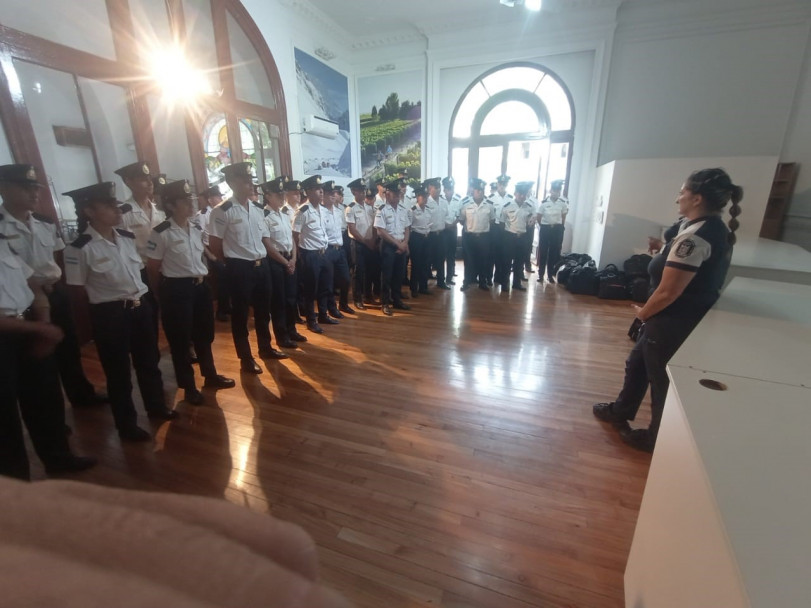 imagen 10 Los cadetes de la Formación Profesional Básica realizaron una salida académica dentro del 