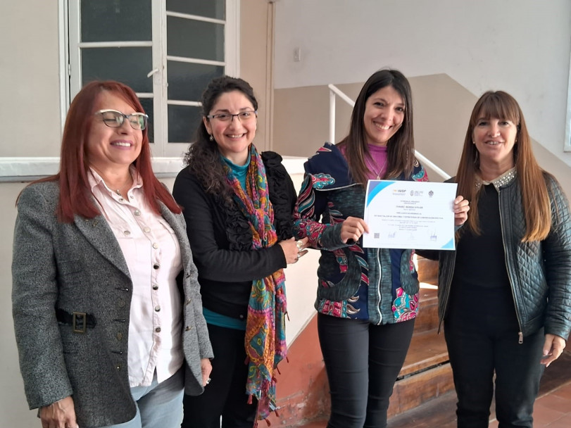 imagen Se realizó el Acto de entrega de certificados del 8° Taller de Oratoria y estrategias de comunicación efectiva