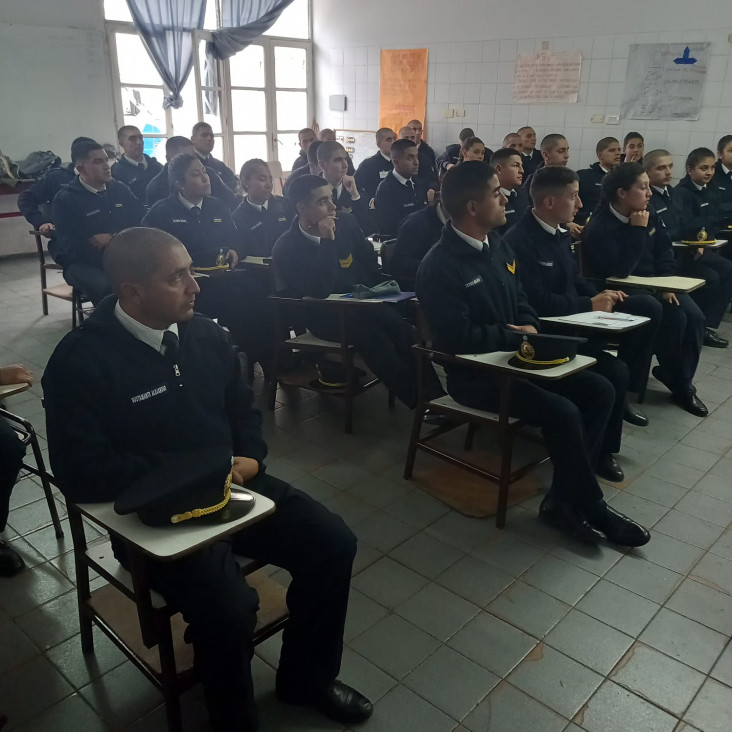 imagen Estudiantes de último año de la Universidad de Congreso disertaron en la Delegación Zona Sur sobre "Métodos Alternativos de Resolución de Conflictos" 