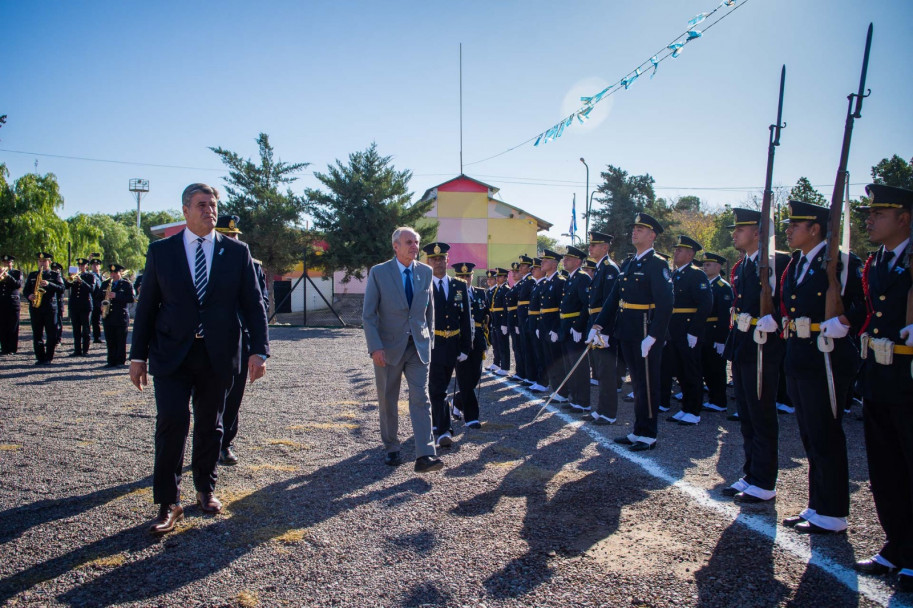 imagen 6 Los cadetes del IUSP juraron solemnemente a la bandera en toda la provincia
