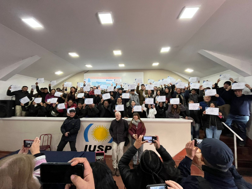 imagen 1 240 nuevos vigiladores privados terminaron su capacitación en el IUSP Sede Central  