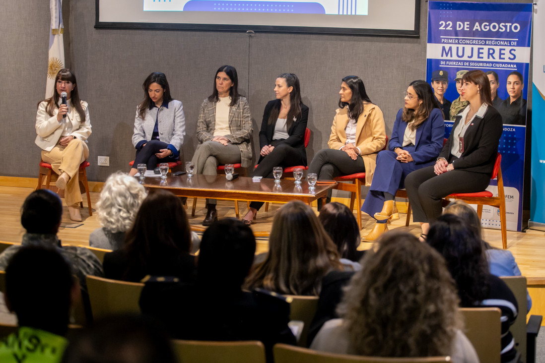 imagen El 1° Congreso Regional de Mujeres de Seguridad Ciudadana reunió grandes referentes de Mendoza, San Juan, San Luis y Chile