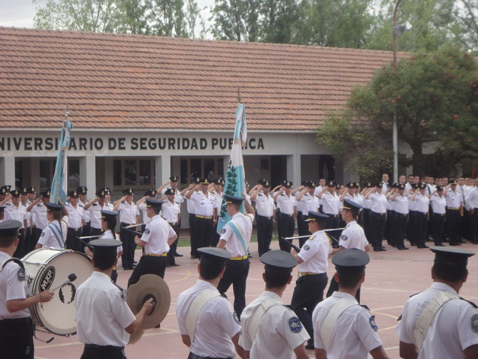 imagen Acto de finalización de los cursos de Auxiliares No. 134 y 135