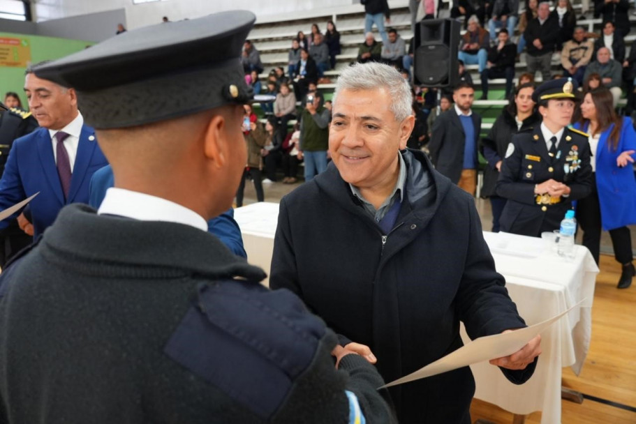 imagen 13 El Curso de FPB para Auxiliares de la Delegación Zona Este llevó a cabo su solemne Acto de egreso