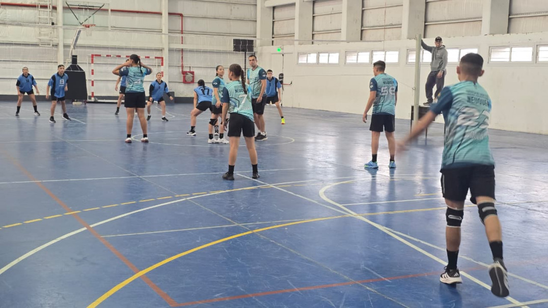 imagen Delegación de cadetes del IUSP participó del encuentro deportivo por el aniversario de la Escuela de Policía de Neuquén