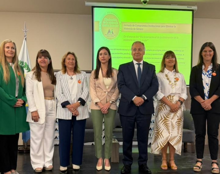 imagen Se realizó una jornada de compromiso institucional para eliminar la violencia de género  