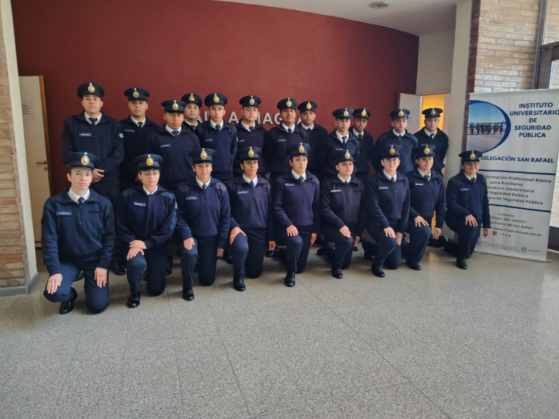 imagen 17 229 nuevos Auxiliares egresaron del Instituto Universitario de Seguridad Pública